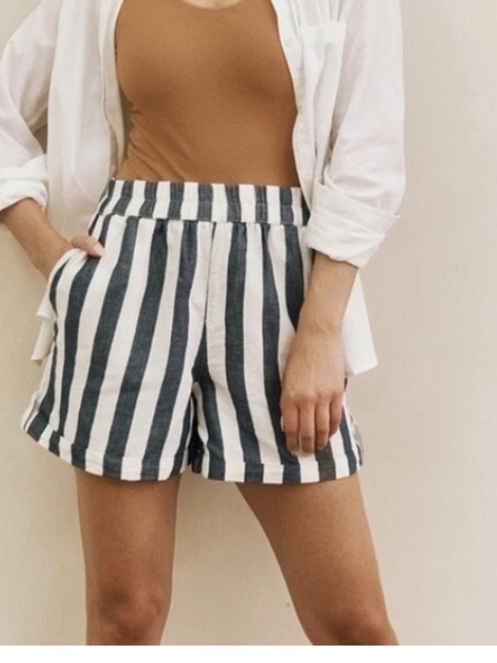 Pact Woman's Mariner Rhea Tabbed Striped Blue/White Cotton-Linen Shorts Sz Lr